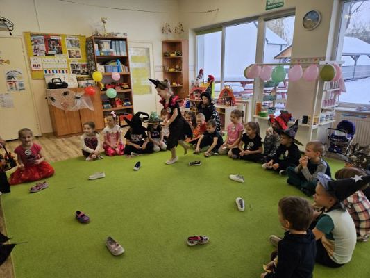 Grafika #41: 30.11.2023 Zabawy Andrzejkowe gr III