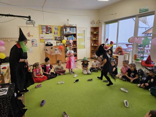 Grafika #43: 30.11.2023 Zabawy Andrzejkowe gr III