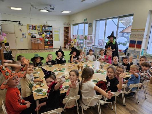 Grafika #48: 30.11.2023 Zabawy Andrzejkowe gr III