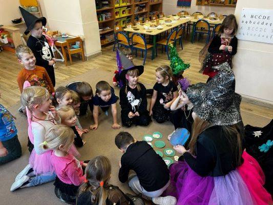 Grafika #24: 30.11.2023 Zabawy Andrzejkowe gr II