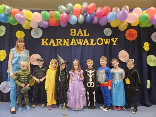 Grafika #2: 25.01.2024 Bal karnawałowy cz.I