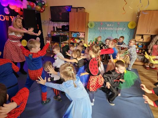 Grafika #54: 25.01.2024 Bal karnawałowy cz.I