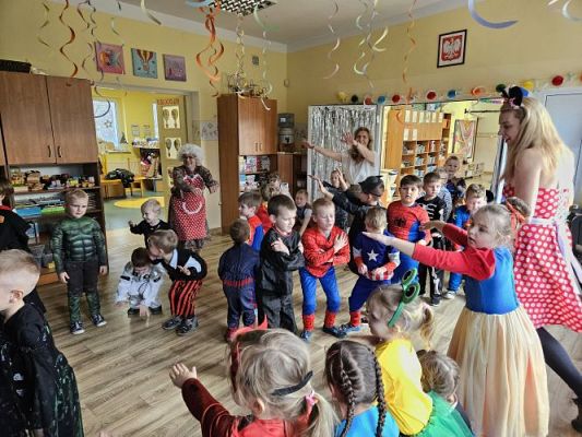 Grafika #74: 25.01.2024 Bal karnawałowy cz.I