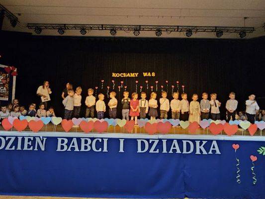 Grafika #11: 24.01.2024 Dzień Babci i Dziadka cz.I