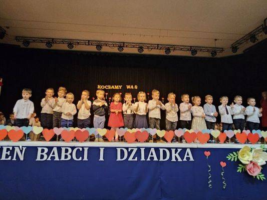 Grafika #32: 24.01.2024 Dzień Babci i Dziadka cz.I