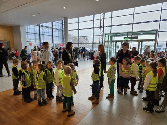 Grafika #2: 19.01.2024 Wyjazd do teatru do Słupska