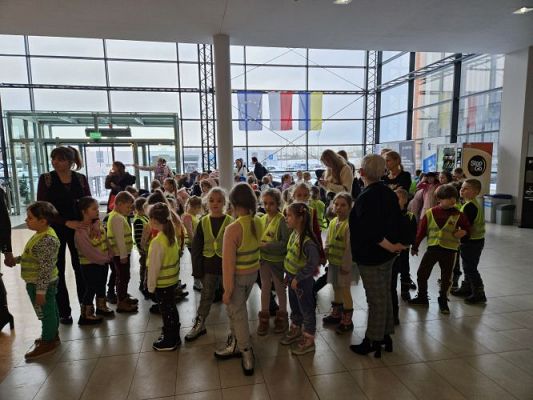 Grafika #3: 19.01.2024 Wyjazd do teatru do Słupska