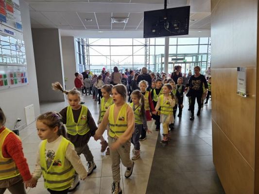 Grafika #4: 19.01.2024 Wyjazd do teatru do Słupska