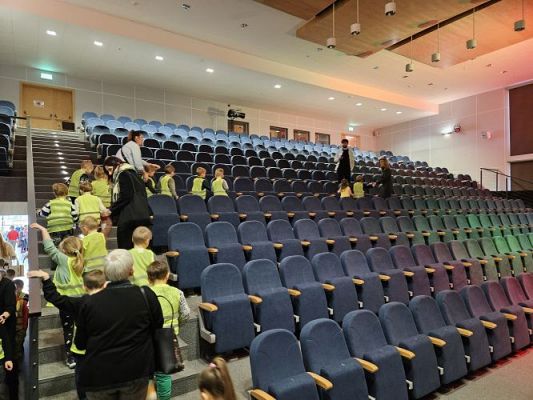 Grafika #7: 19.01.2024 Wyjazd do teatru do Słupska