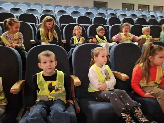 Grafika #13: 19.01.2024 Wyjazd do teatru do Słupska