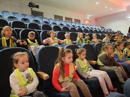 Grafika #14: 19.01.2024 Wyjazd do teatru do Słupska