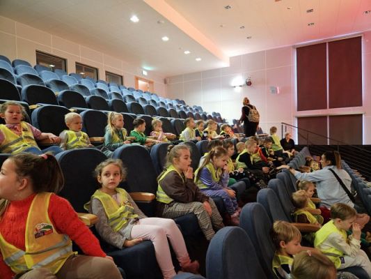 Grafika #15: 19.01.2024 Wyjazd do teatru do Słupska