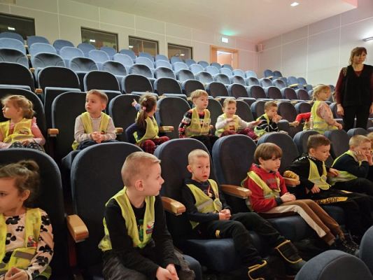 Grafika #16: 19.01.2024 Wyjazd do teatru do Słupska