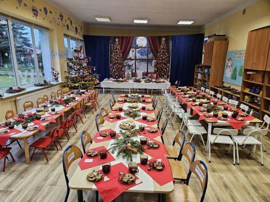 Grafika #0: 21.12.2023 Wigilia w przedszkolu