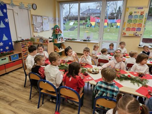 Grafika #26: 21.12.2023 Wigilia w przedszkolu