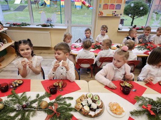 Grafika #30: 21.12.2023 Wigilia w przedszkolu