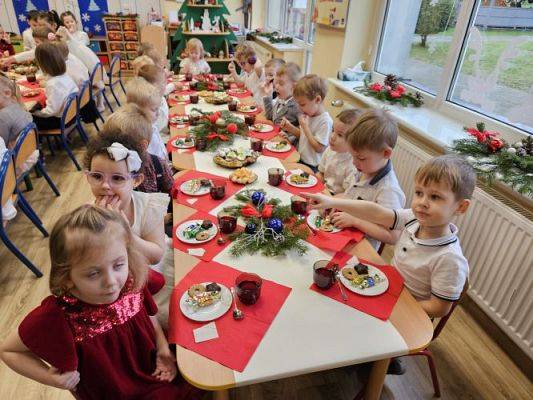 Grafika #39: 21.12.2023 Wigilia w przedszkolu
