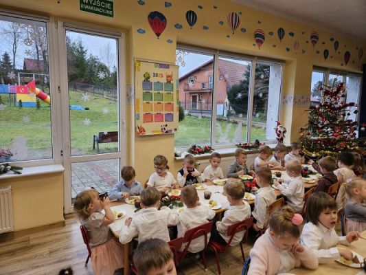 Grafika #61: 21.12.2023 Wigilia w przedszkolu