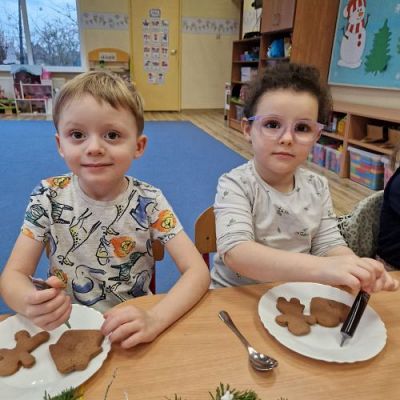 Grafika #16: 20.12.2023 Pieczemy pierniczki gr I