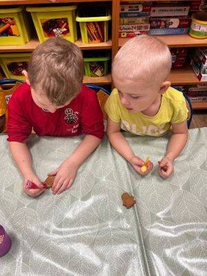 Grafika #11: 18.12.2023 Pieczemy pierniczki gr II