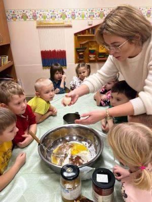 Grafika #25: 18.12.2023 Pieczemy pierniczki gr II