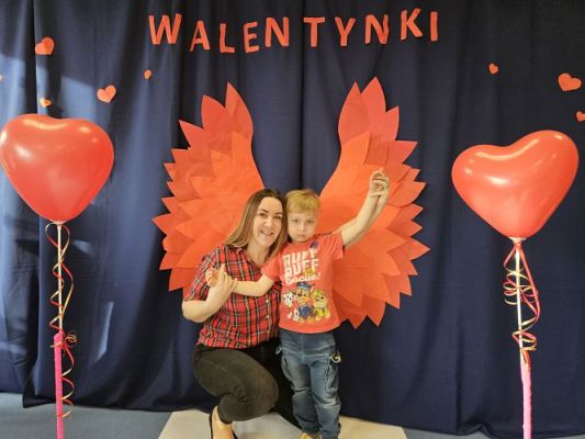 Grafika #30: 14.02.2024 Walentynkowy pokaz mody