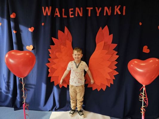 Grafika #42: 14.02.2024 Walentynkowy pokaz mody