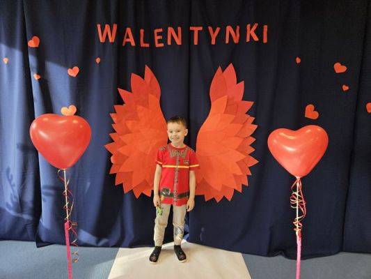 Grafika #44: 14.02.2024 Walentynkowy pokaz mody