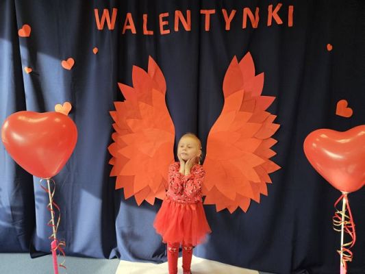 Grafika #53: 14.02.2024 Walentynkowy pokaz mody