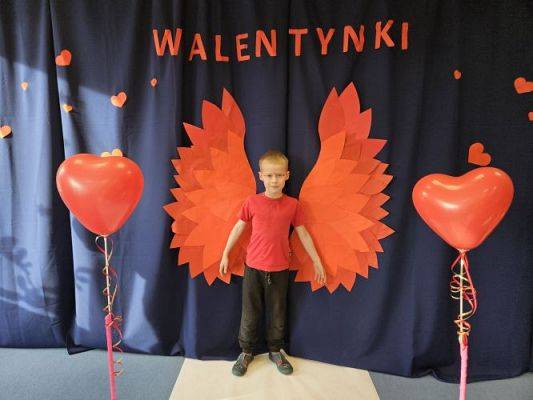 Grafika #64: 14.02.2024 Walentynkowy pokaz mody