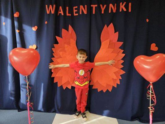 Grafika #65: 14.02.2024 Walentynkowy pokaz mody