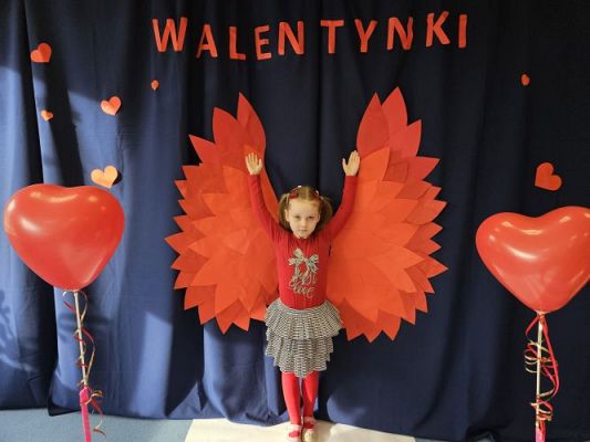 Grafika #80: 14.02.2024 Walentynkowy pokaz mody