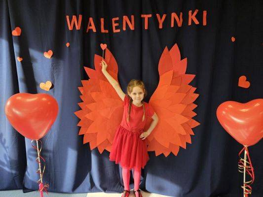 Grafika #91: 14.02.2024 Walentynkowy pokaz mody