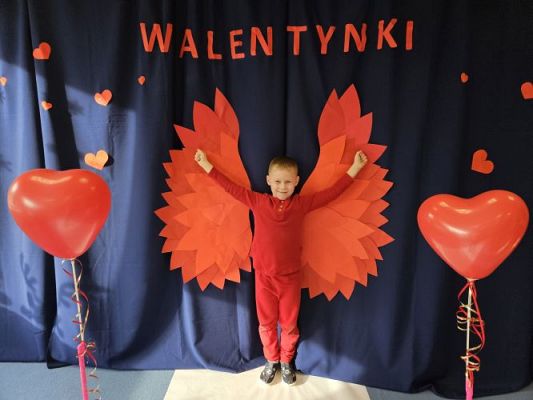 Grafika #96: 14.02.2024 Walentynkowy pokaz mody