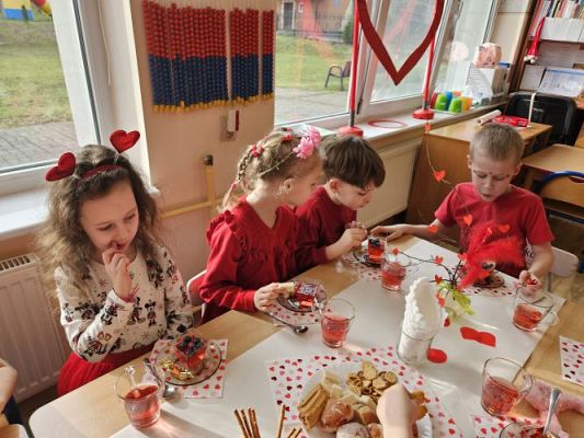 Grafika #90: 14.02.2024 Walentynki w przedszkolu