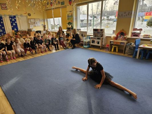 Grafika #8: 09.02.2024 Pokaz gimnastyki i akrobatyki