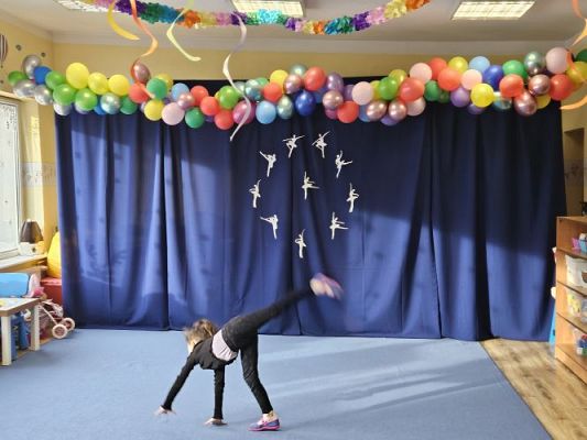 Grafika #37: 09.02.2024 Pokaz gimnastyki i akrobatyki