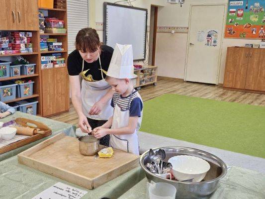 Grafika #11: 08.02.2024 Tłusty czwartek