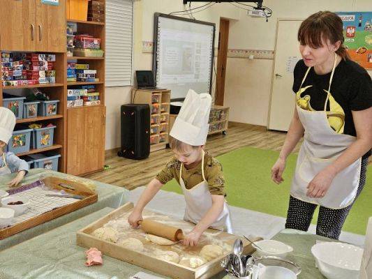 Grafika #43: 08.02.2024 Tłusty czwartek