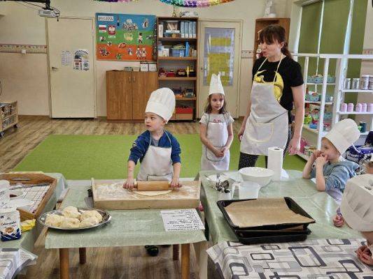 Grafika #45: 08.02.2024 Tłusty czwartek