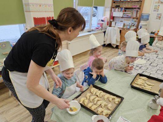 Grafika #75: 08.02.2024 Tłusty czwartek