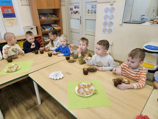 Grafika #89: 08.02.2024 Tłusty czwartek