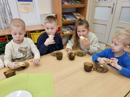 Grafika #90: 08.02.2024 Tłusty czwartek