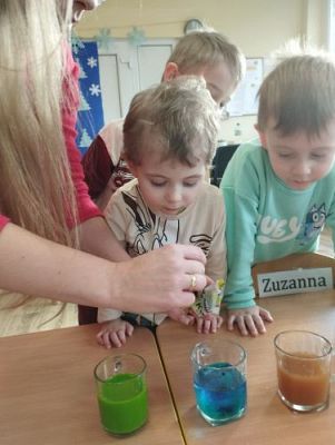 Grafika #22: 05.02.2024 Zabawy badawcze w gr I