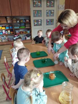 Grafika #27: 05.02.2024 Zabawy badawcze w gr I