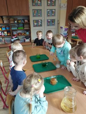 Grafika #28: 05.02.2024 Zabawy badawcze w gr I