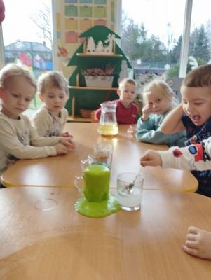 Grafika #29: 05.02.2024 Zabawy badawcze w gr I