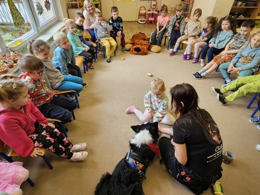 Grafika #32: 12.03.2024 Dogoterapia - gr II