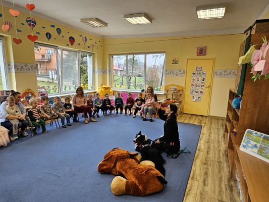 Grafika #3: 12.03.2024 Dogoterapia - gr I