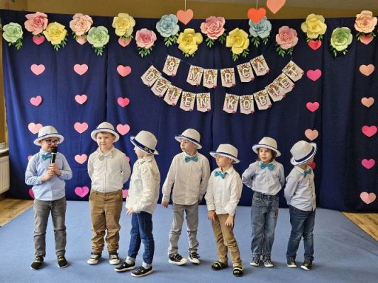 Grafika #22: 08.03.2024 Dzień Kobiet w naszym przedszkolu